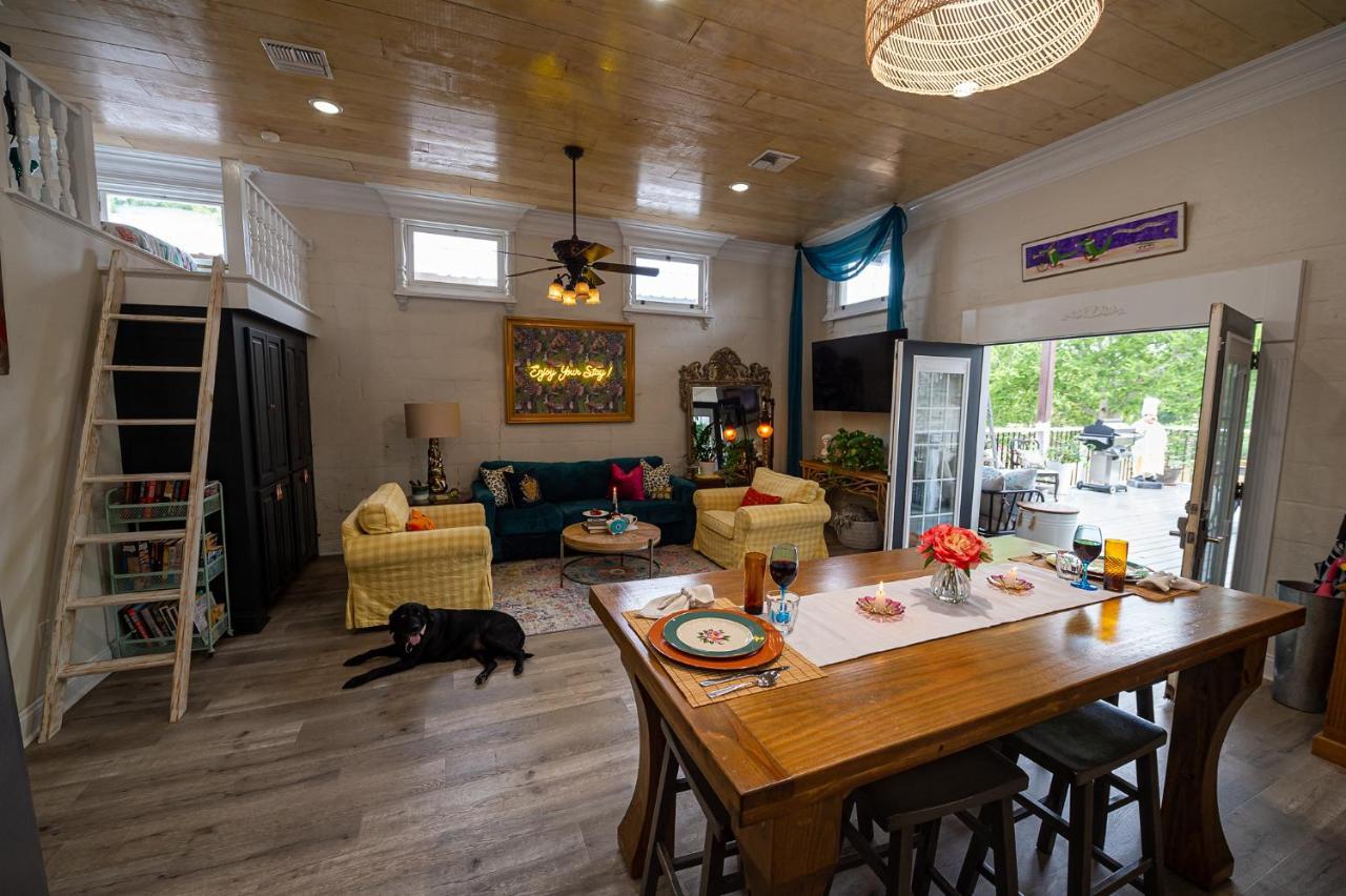 Chateau Royale, Pet Friendly, On Bayou, Downtown! New Iberia Bagian luar foto
